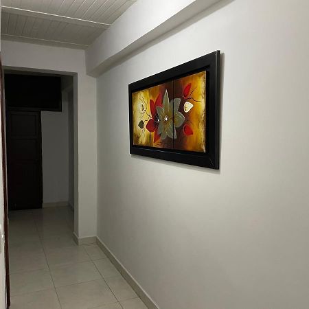 Apartamento Cerca A La Candelaria Y Hospitales Principales De Bogotá Exteriör bild